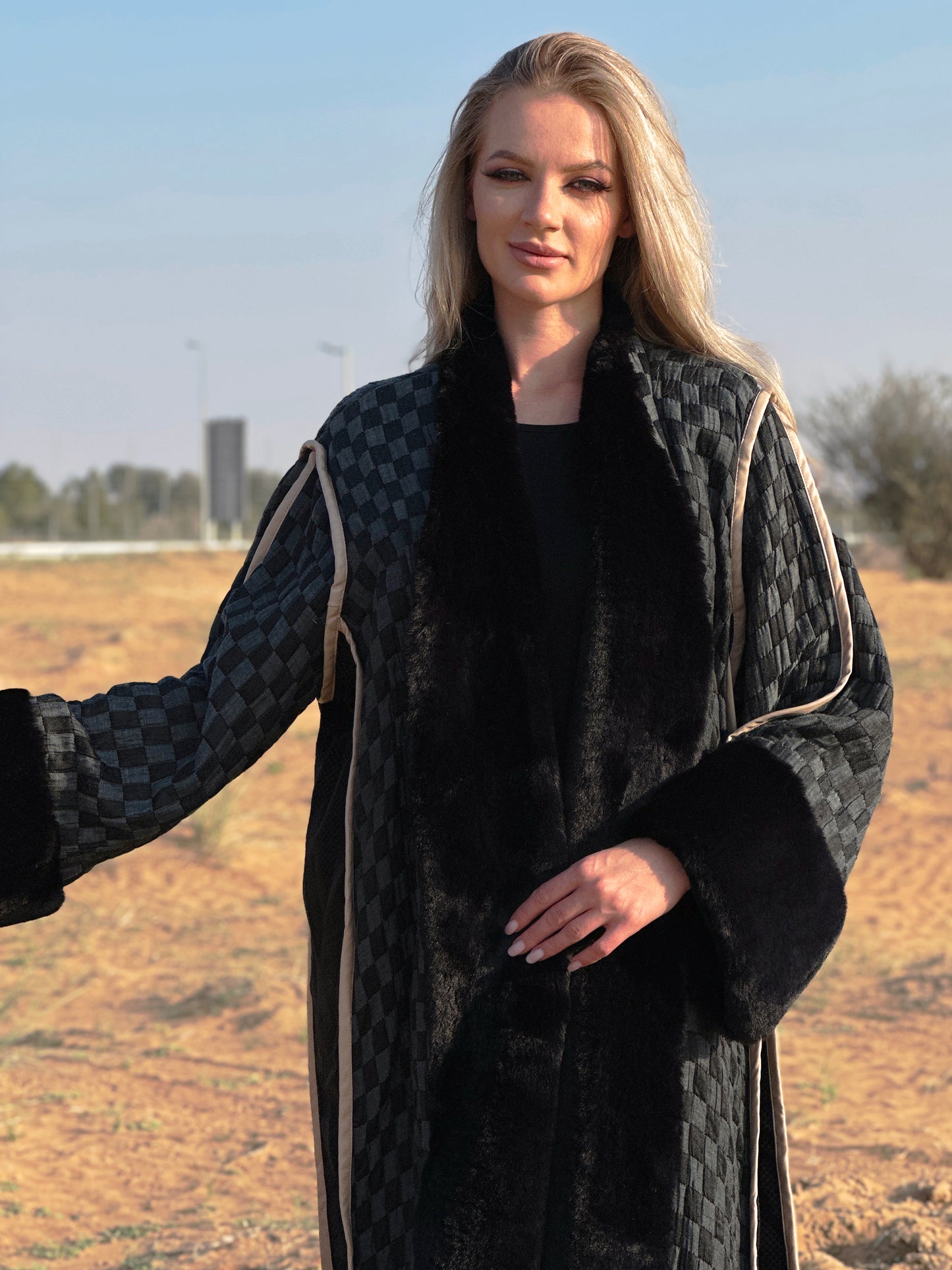 Winter Abaya Farwa collection - Black-Gray abaya with fur