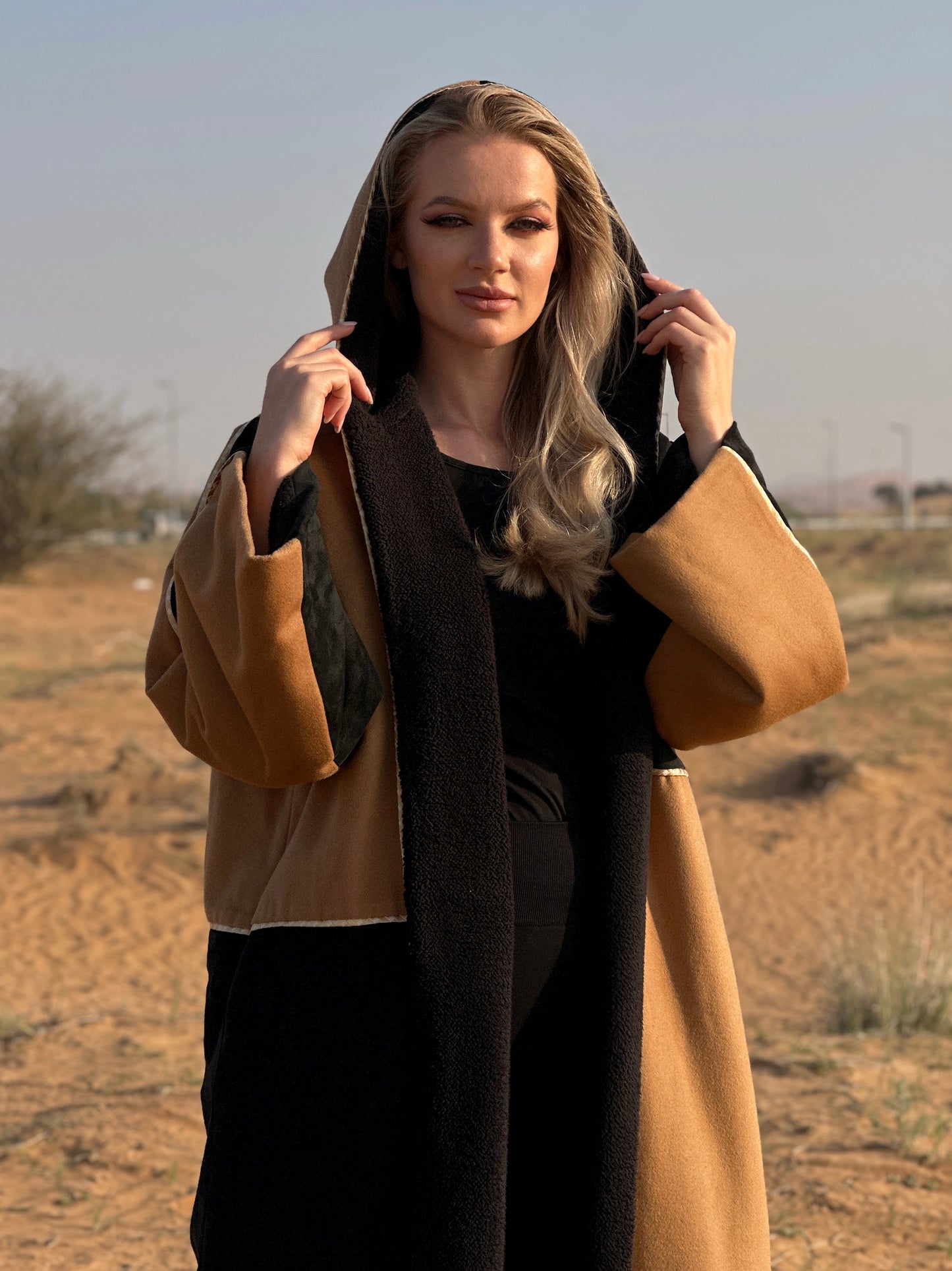 Winter Abaya Farwa collection - Brown/Black woolen with fur