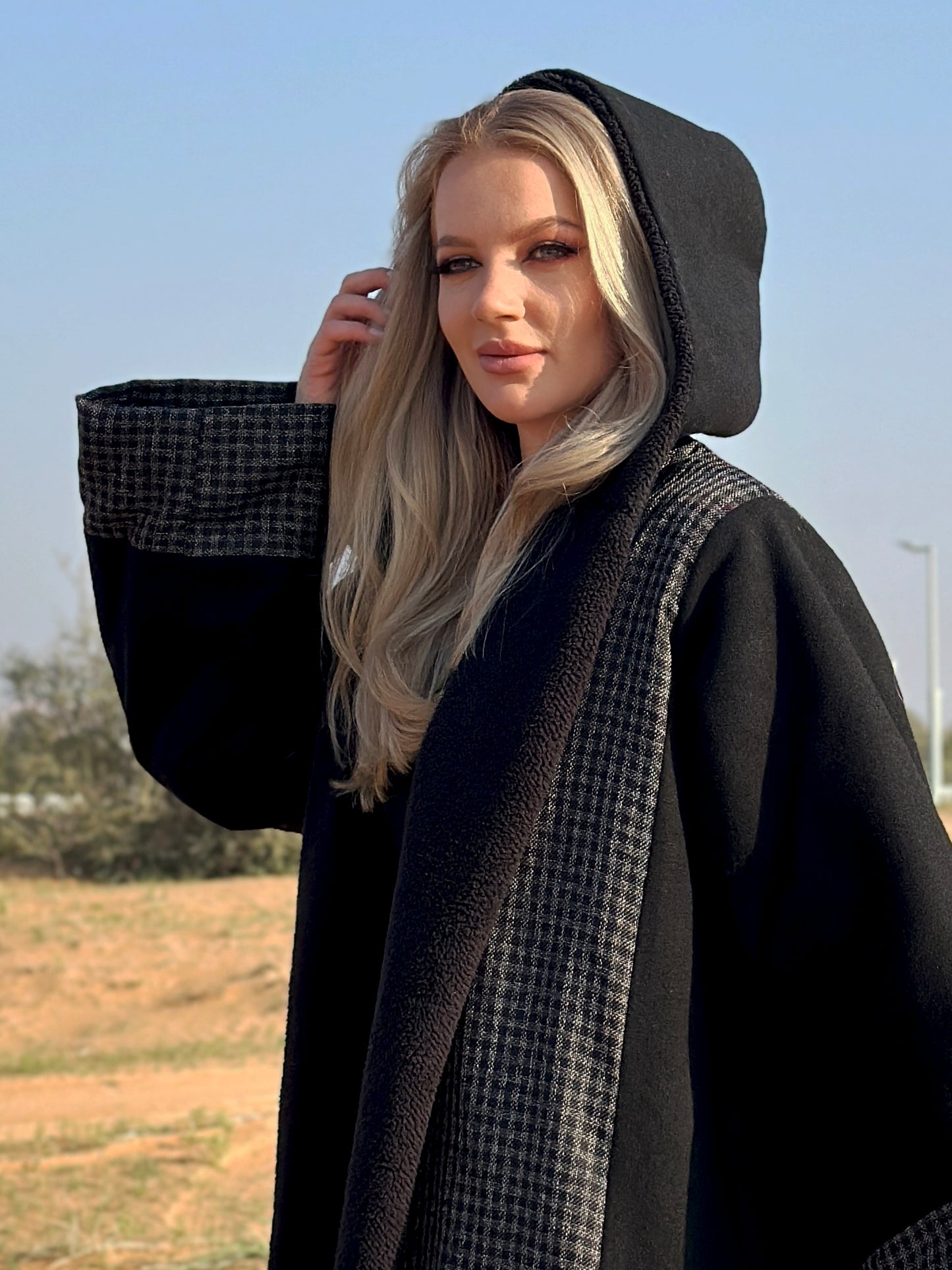 Winter Abaya Farwa collection - Black Woolen with fur