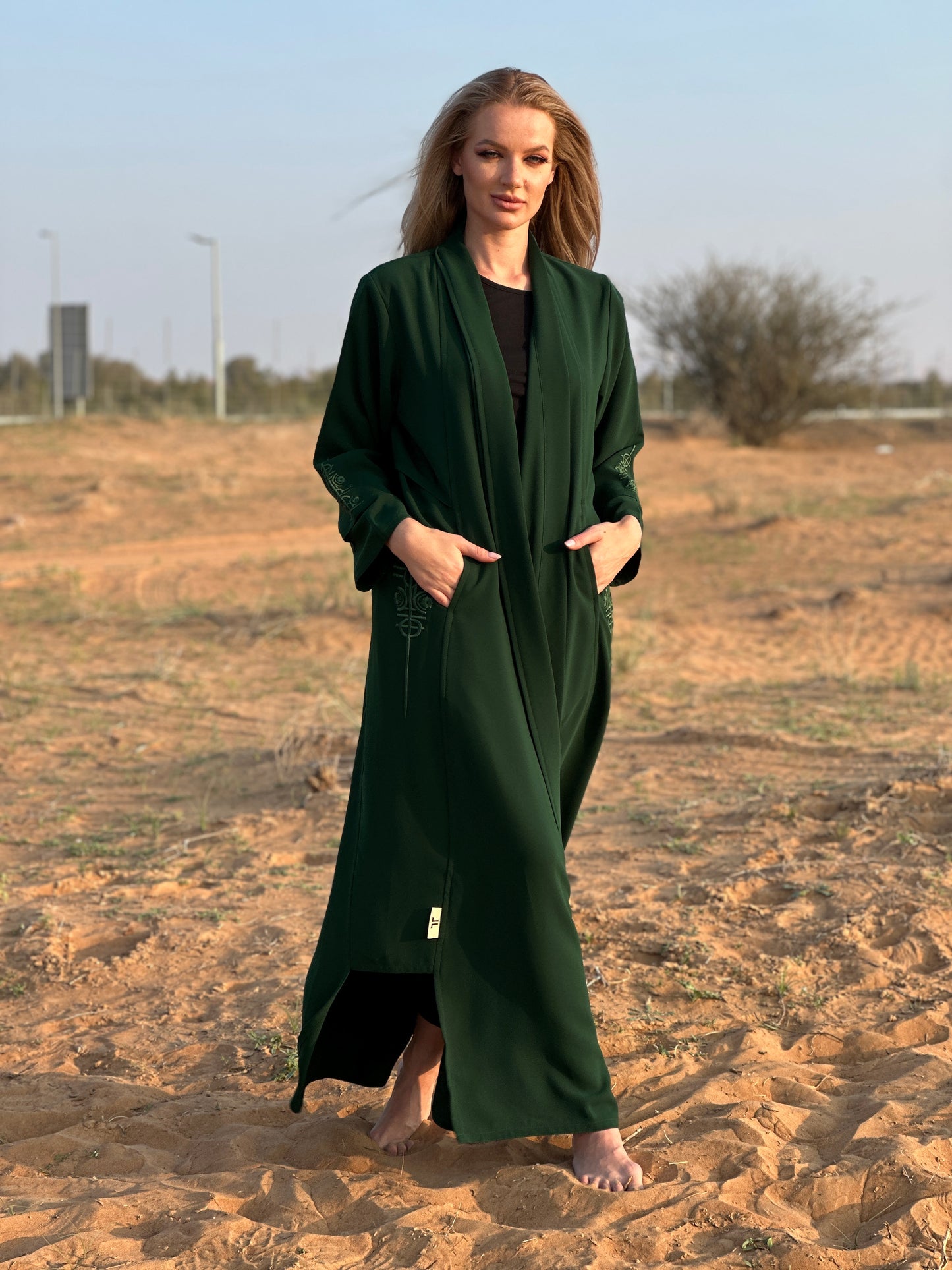 Green linen Abaya - Pattern signature