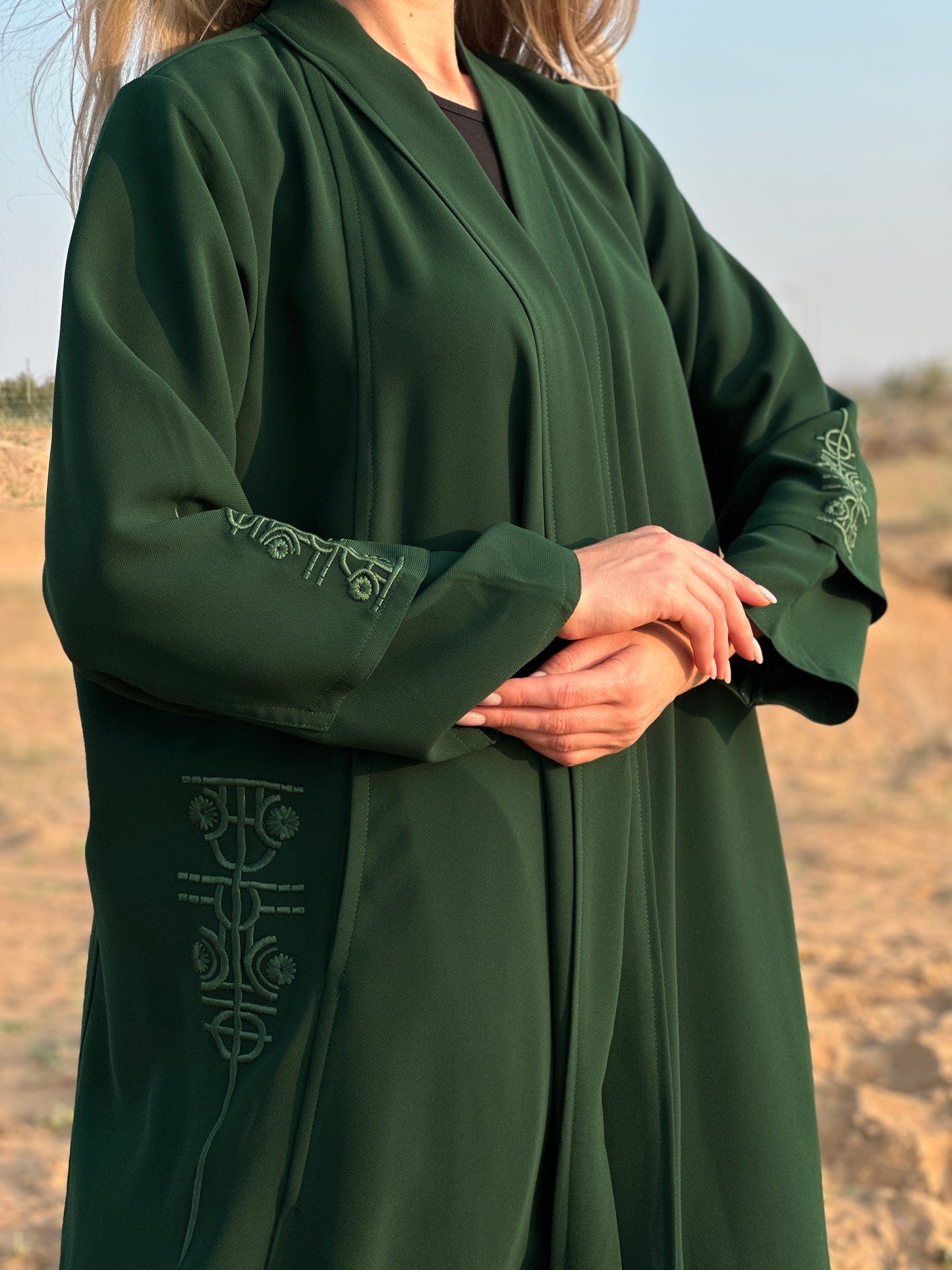 Green linen Abaya - Pattern signature