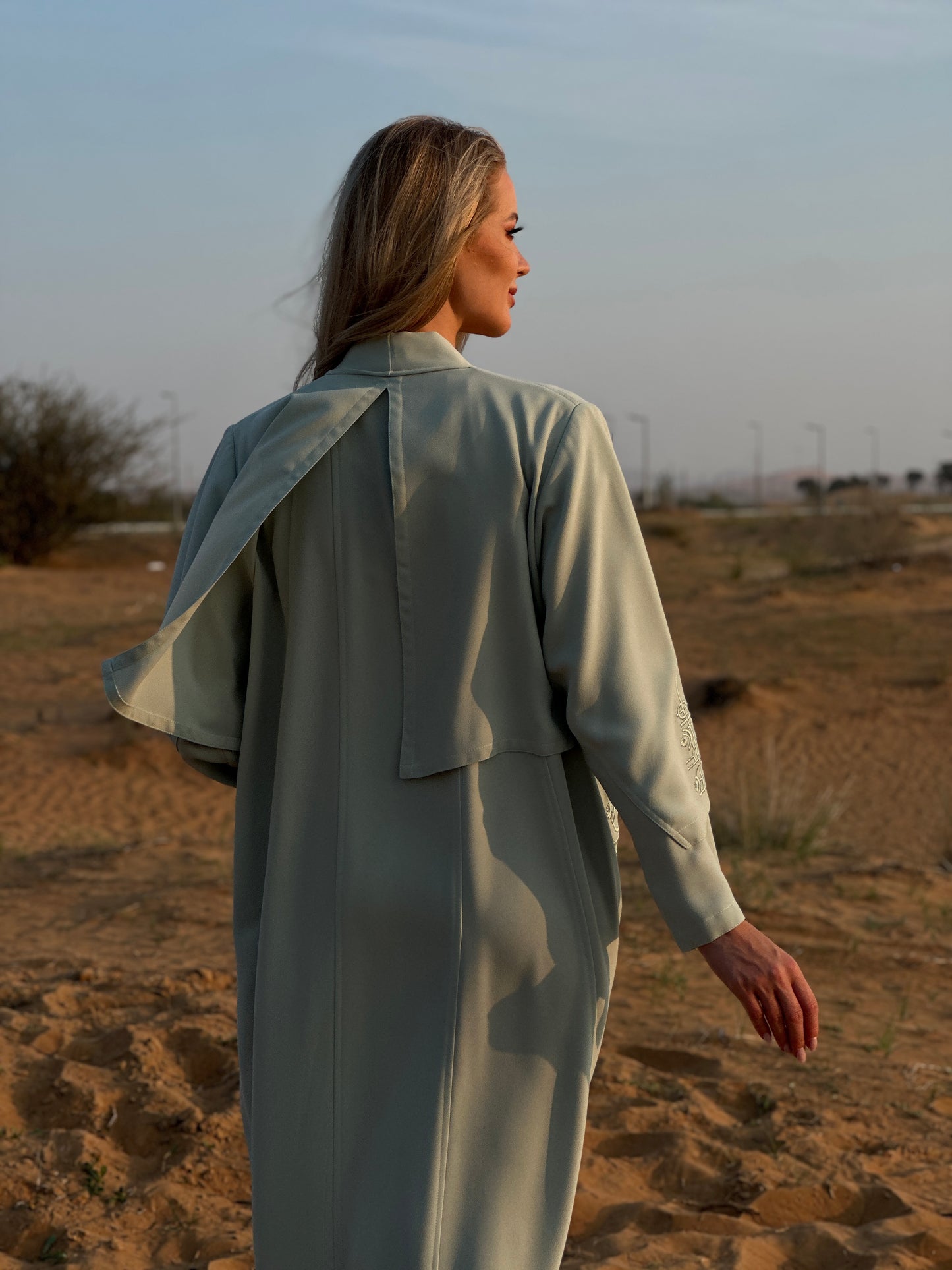 Blue Linen Abaya - Pattern Signature